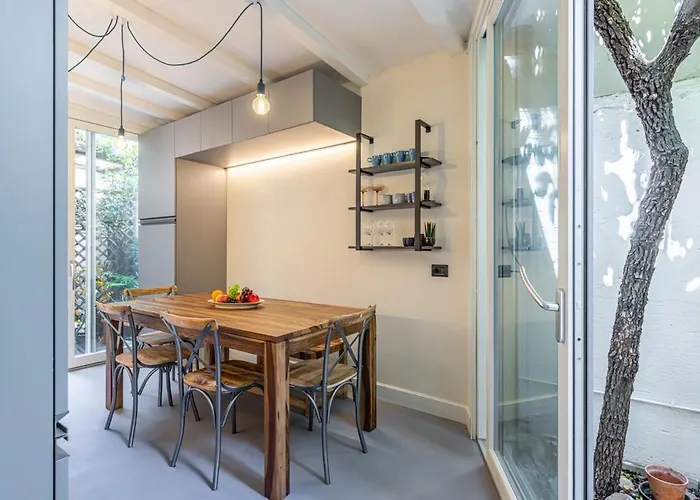 Navigli Typical With Private Courtyard Apartmán *