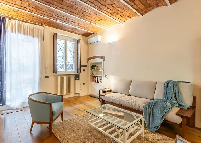 Navigli Typical With Private Courtyard Appartement *