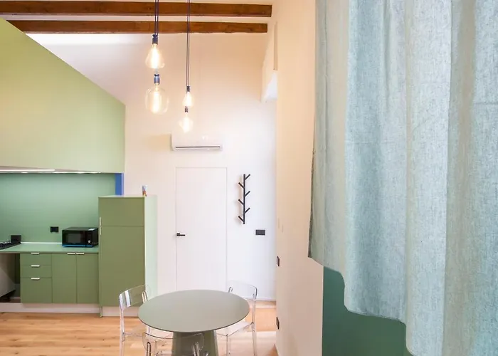 Loft Di Design A Porta Venezia Appartement *