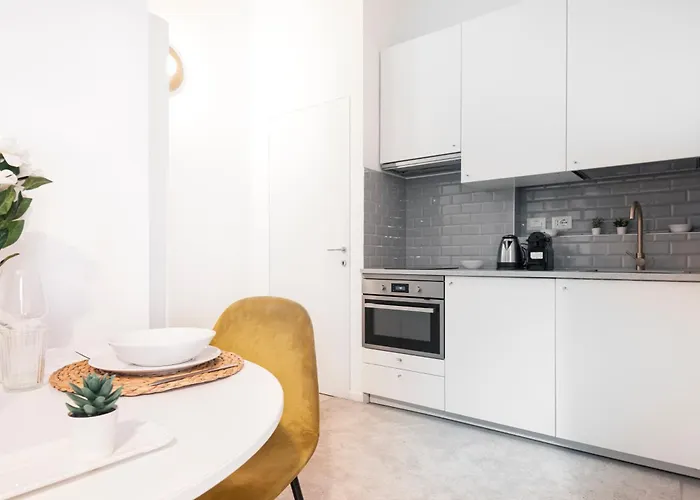 Appartement Easylife - - Litta 7 - Duomo Milaan