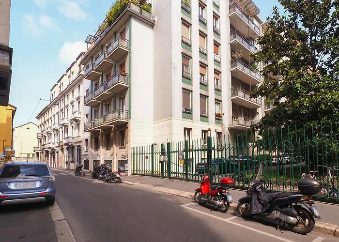 Sva18 - Fully Equipped Large Flat - S. Ambrogio Apartment *