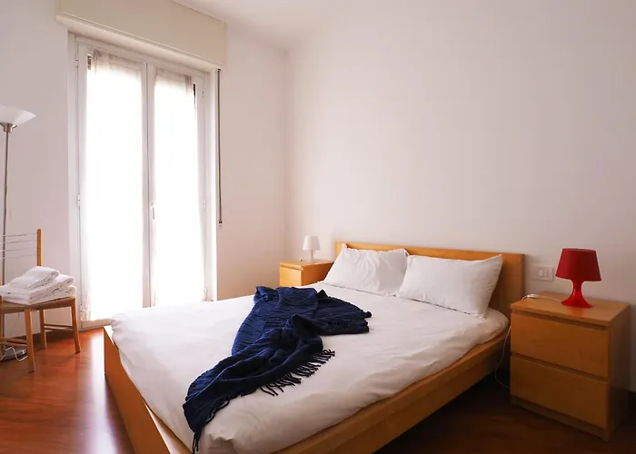 Apartment Sva18 - Fully Equipped Large Flat - S. Ambrogio *