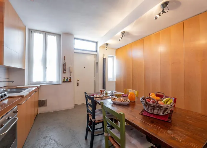 Paolo Sarpi, 36 - Inside Милан