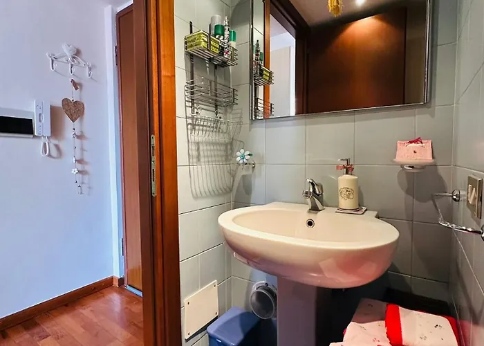 Sunday's Flat/monolocale Zona Bocconi Apartman *