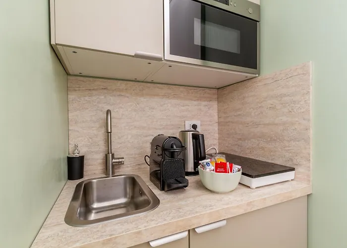 Petite - Design & Comfort מילאנו