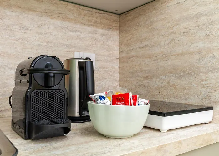 Petite - Design & Comfort * מילאנו