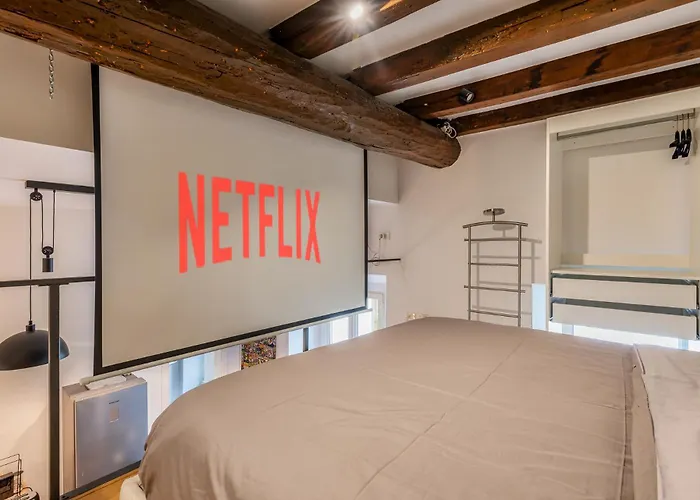 Loftino Bocconi - La Vista *