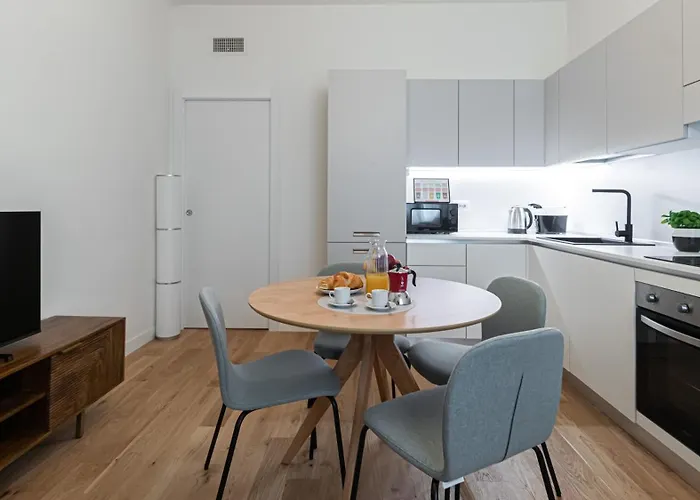 Italianway Comfort - Cialdini 85 Apartment