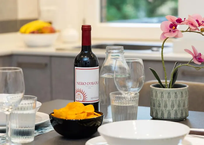 Luxury Melzo 8 - Porta Venezia Apartment