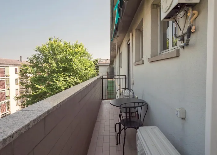 Apartamento I-host - Omero 17 Milão