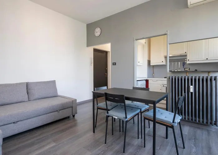 Apartamento I-host - Omero 17 Milão