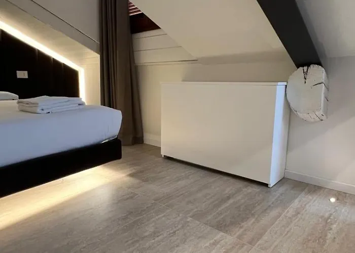 아파트 Brera Prestige Near Duomo