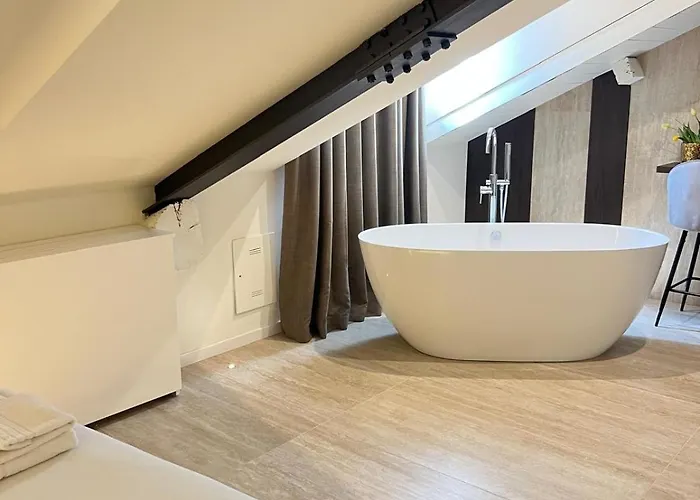 아파트 Brera Prestige Near Duomo 밀라노