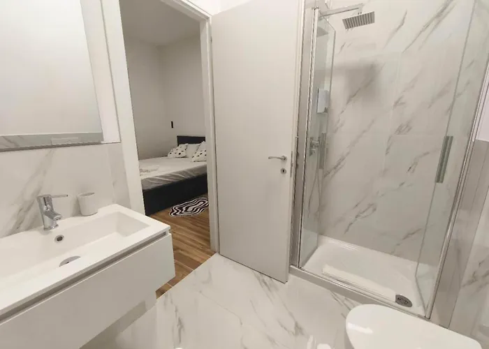 Apartament Limo *