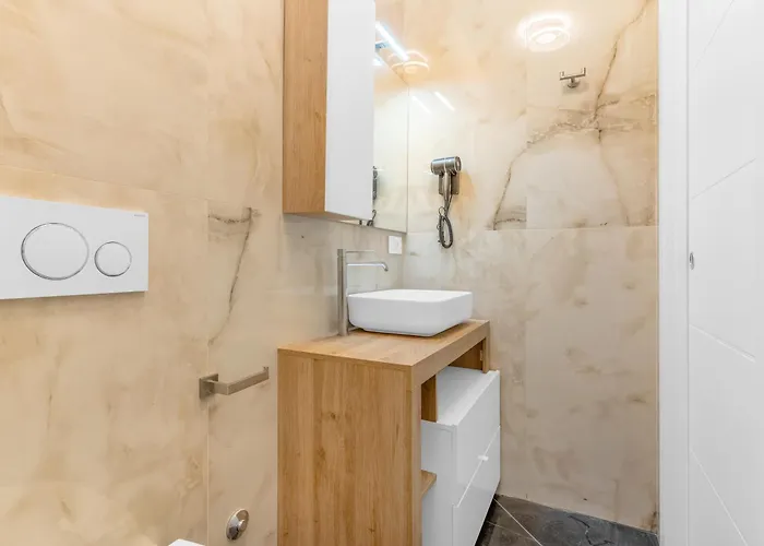 Ponale Foresteria Lombarda * Milan