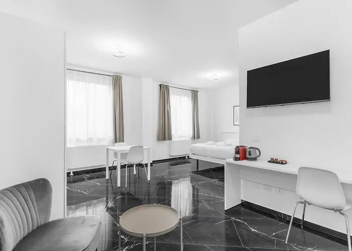 Ponale Foresteria Lombarda Hotel *