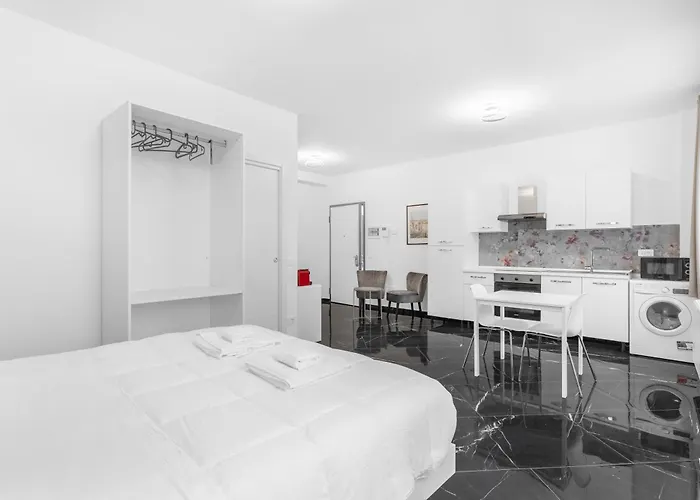 Ponale Foresteria Lombarda Otel Milano