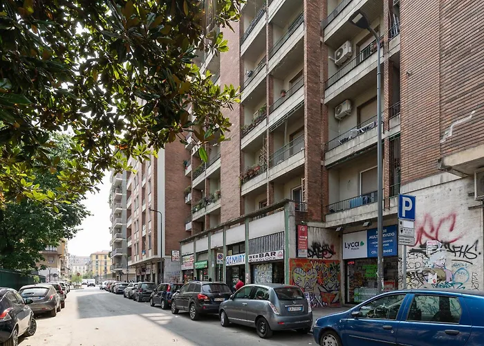 Apartment Guesthost - M1 Pasteur With Balcony *