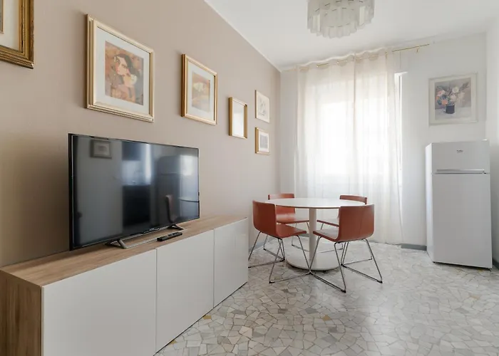 Apartmán Guesthost - M1 Pasteur With Balcony Milán