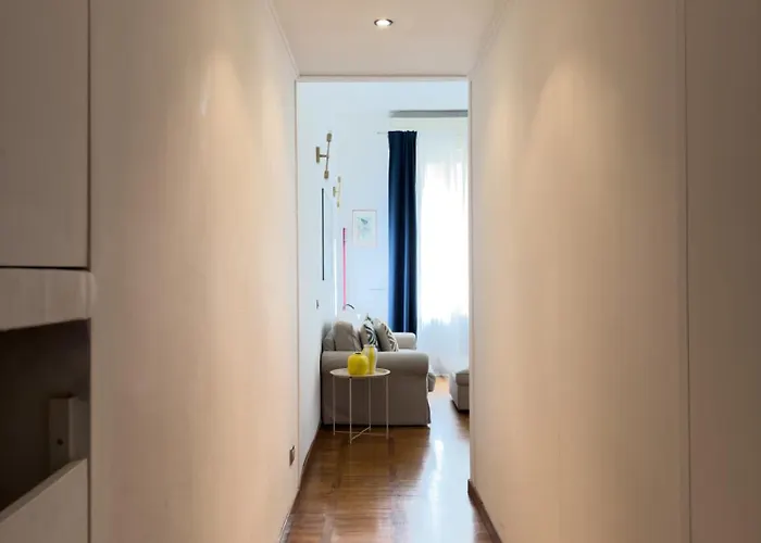 The Boutique - Repubblica - Station アパート