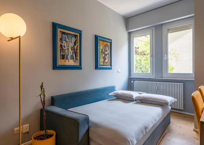 Porta Romana's Nest - Accogliente Con Terrazza Privata アパート