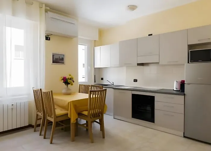 I-host - Della Torre 32 Lejlighed