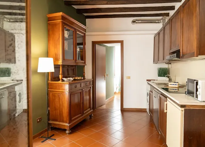 Lp - Navigli View * Milán