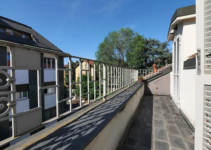 Contempora - Charming Liberty-style With Garden And Parking Near Life Villa *