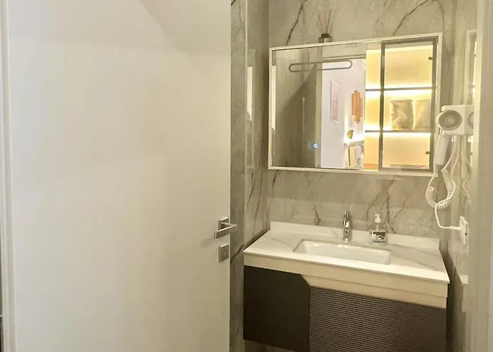 Garden Chinatown Tatil Evi Milano