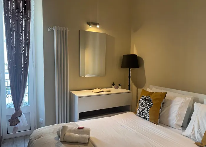 Apartment La Regina Delle Locazioni Ai Navigli Milan