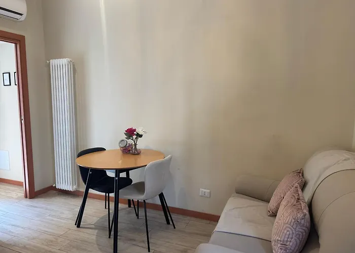 Apartment La Regina Delle Locazioni Ai Navigli *