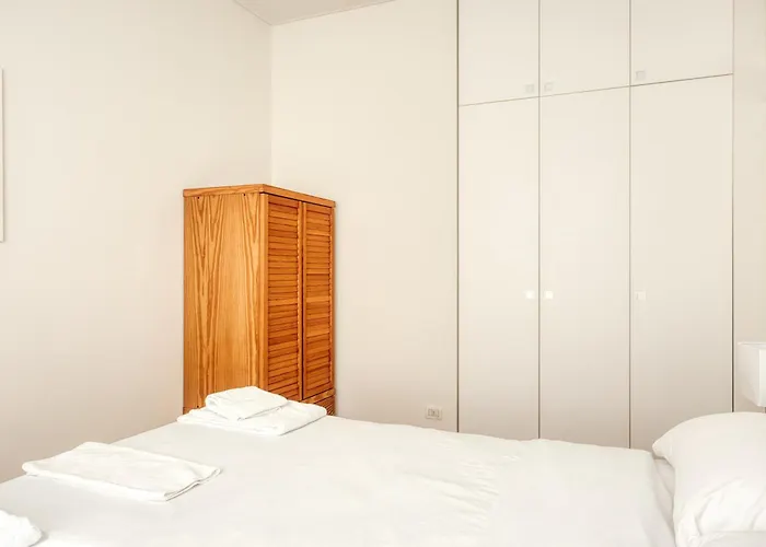 Hostmate - - Messina - Monumentale * Milano