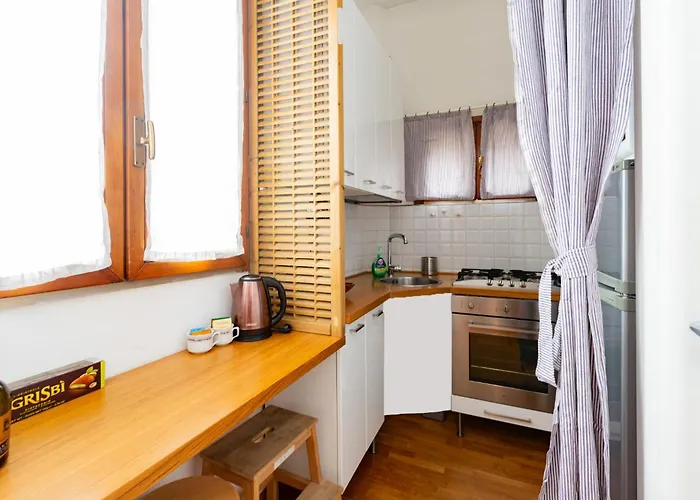 Ingegnoli1 Bright Floor By Hospity *