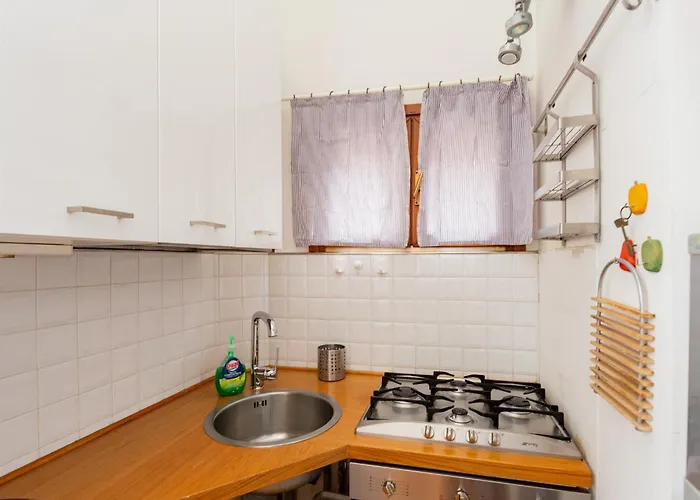 Ingegnoli1 Bright Floor By Hospity *