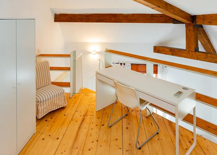 Ingegnoli1 Bright Floor By Hospity