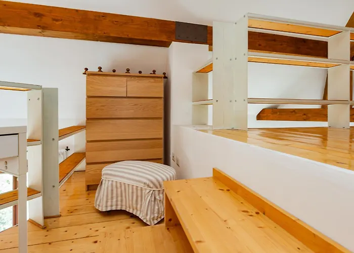 Ingegnoli1 Bright Floor By Hospity Milán