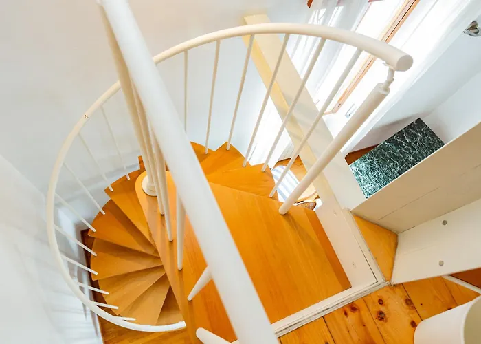 Ingegnoli1 Bright Floor By Hospity * Milán