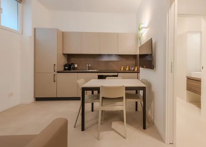 Easytopstay - Comfort Moderno A Apartment