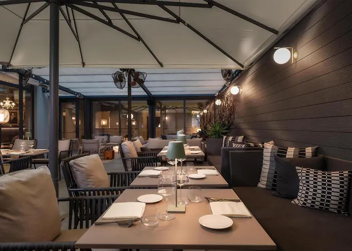 Worldhotel Casati 18 Отель 4*