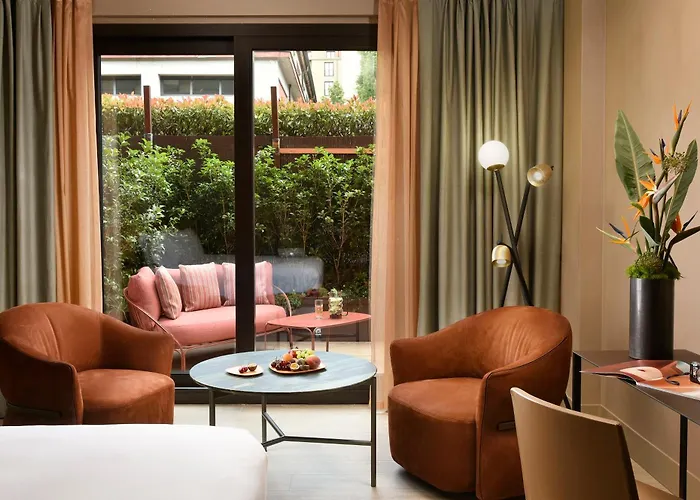 Milan Suite Hotel Отель 4*