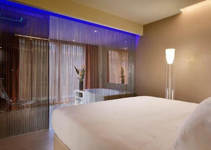 Milan Suite Hotel Милан