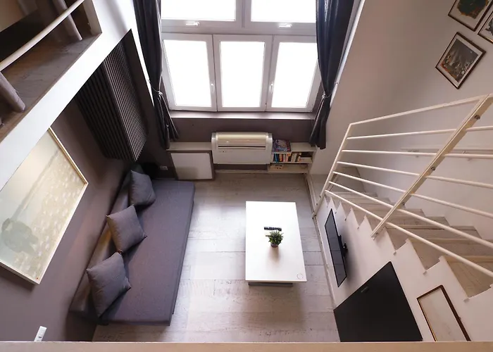 Primopiano - Schiaparelli A Flat *