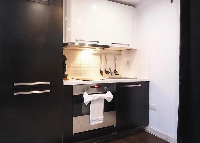 Primopiano - Schiaparelli A Flat * Milánó