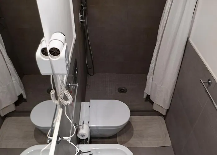 Dream Garden Center On Subway 10 Guest Apartmán *