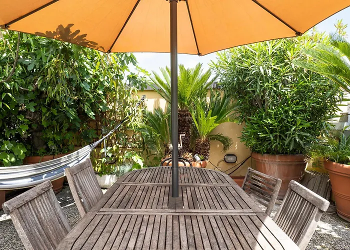 Dream Garden Center On Subway 10 Guest