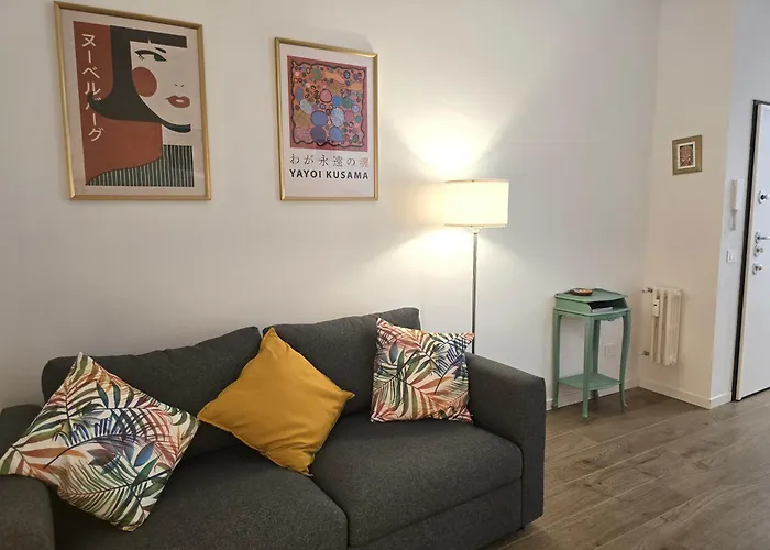 M4 - Private Garage - Linate Airport - Self Checkin - Lomellina - Milanoflats