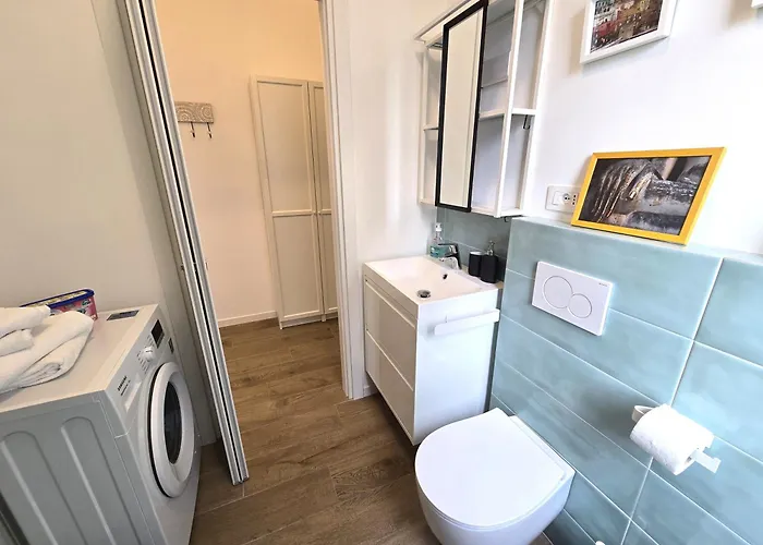 M4 - Private Garage - Linate Airport - Self Checkin - Lomellina - Milanoflats Apartmán *