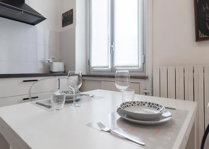 Italianway - Dei Fontanili 1 * Milano