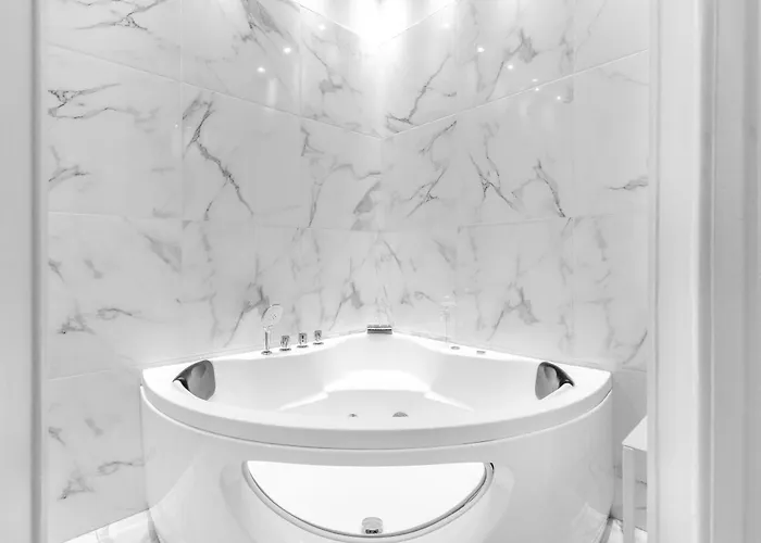 Bre3 -lodi- Elegant & Private Hot Tub - * 밀라노
