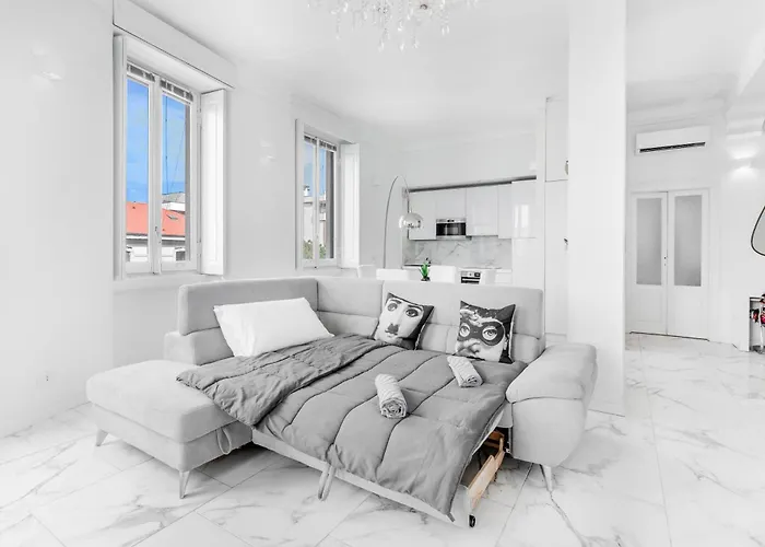 Lägenhet Bre3 -lodi- Elegant & Private Hot Tub -